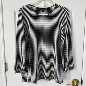 Black and White Striped Women's Top
